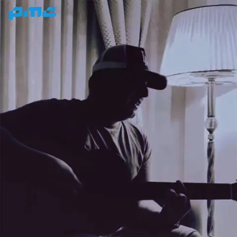 دانلود آهنگ علیرضا طلیسچی درخت سرسپرده عشق تبر
