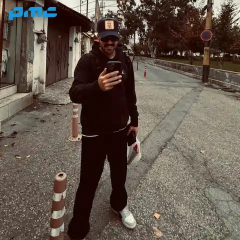 دانلود آهنگ میلاد بابایی زنگ بزن